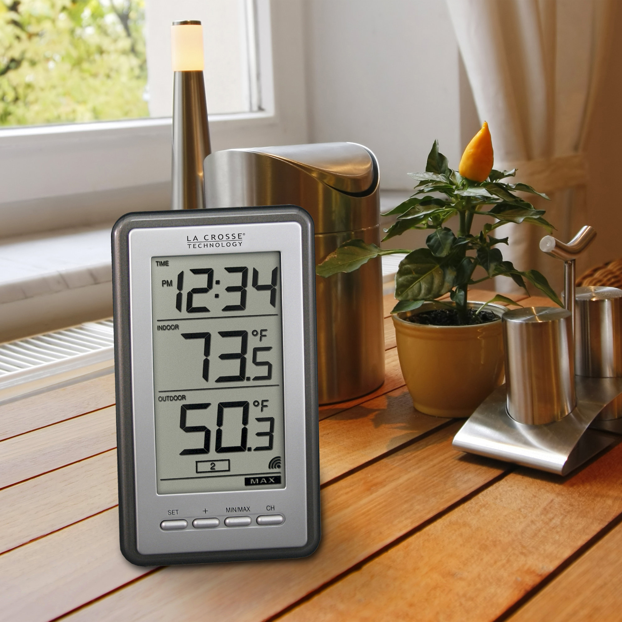 La Crosse Technology Wireless Indoor/Outdoor Thermometer with Digital